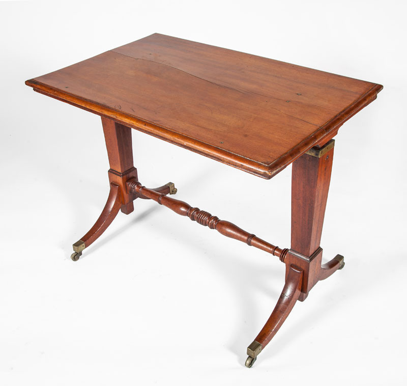 REGENCY MAHOGANY RETRACTABLE ARCHITECT'S TABLE