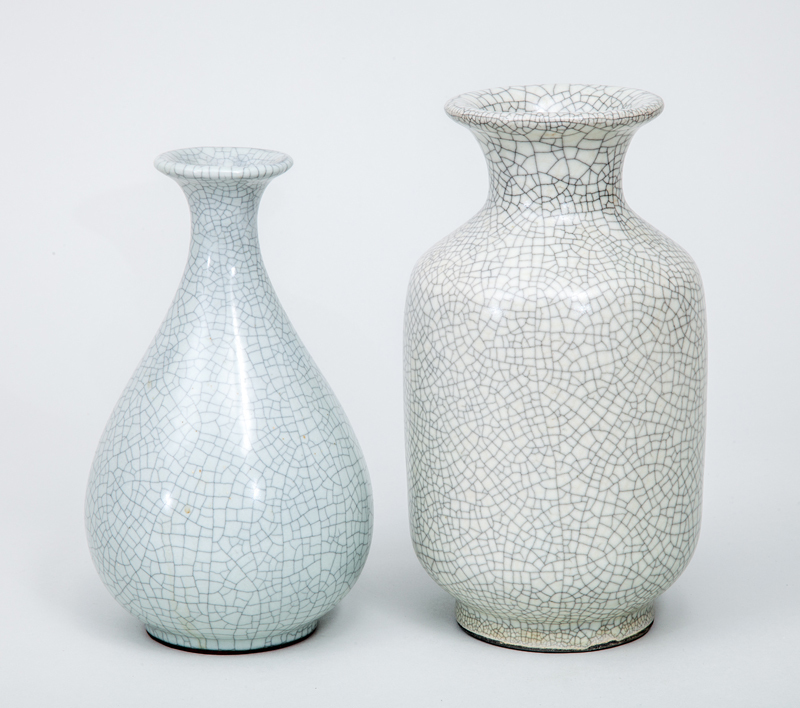 Chinese Crackle-Glazed Porcelain Baluster-Form Vase and a Grey Glazed Porcelain Pear-Form Vase, Modern