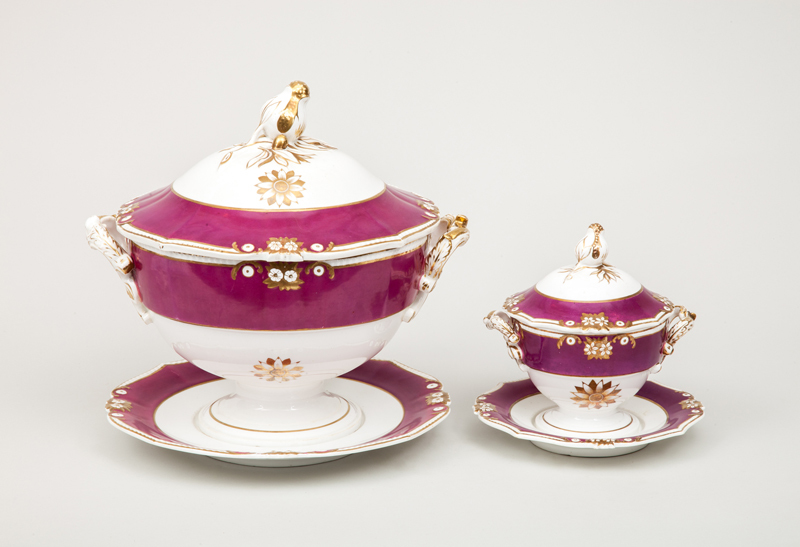 Derby Porcelain Soup Tureen, Cover and Stand