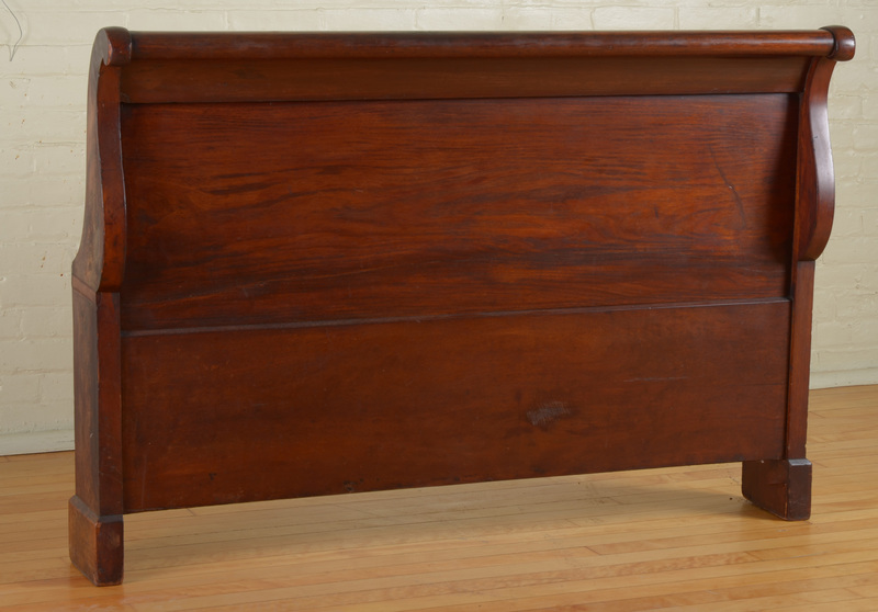 Classical Flame Mahogany Sleigh Bed