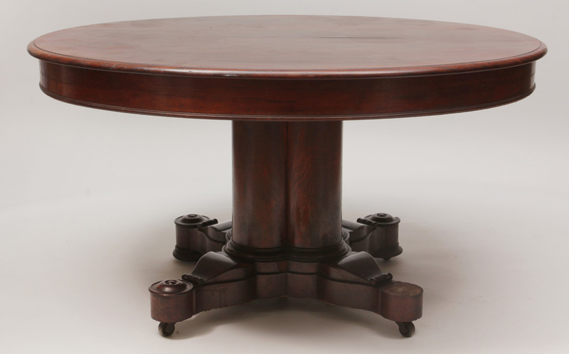 American Classical Style Mahogany Oval-Top Extension Dining Table