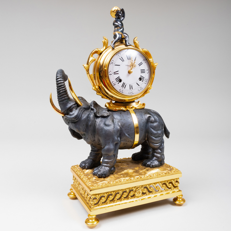 Italian Patinated and Gilt-Metal Elephant Clock, of Recent Manufacture 