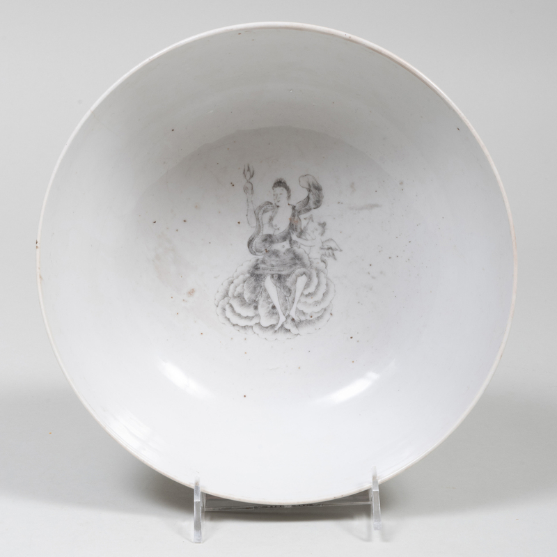 Chinese Export En Grisaille Porcelain 'Mythological' Punch Bowl