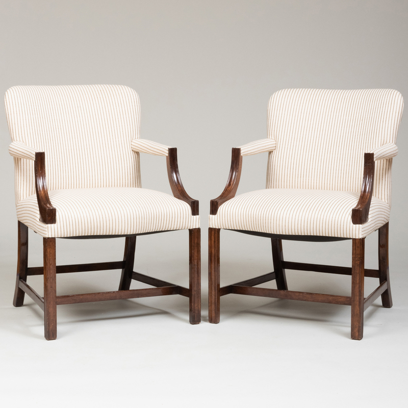 Pair of George III Style Mahogany Armchairs, of Recent Manufacture