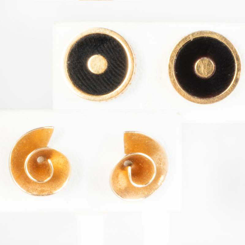 Pair of Asprey 18k Gold and Onyx Earrings