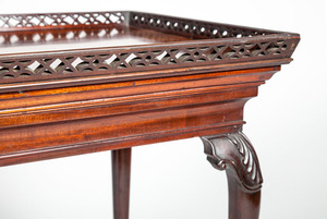 GEORGE III CARVED MAHOGANY TEA TABLE