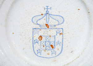 ASSEMBLED SET OF FOUR IBERIAN MAJOLICA ARMORIAL PLATES