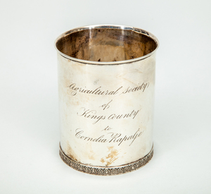 AMERICAN PRESENTATION SILVER CUP, MARKED 'T. RICHARDS'