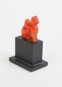 EGYPTIAN CARVED CARNELIAN CAT AMULET