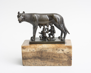 ITALIAN BRONZE MODEL OF ROMULUS AND REMUS, AFTER THE ANTIQUE