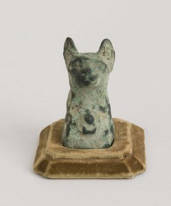 EGYPTIAN STYLE BRONZE BUST OF A CAT WITH MEDALLION