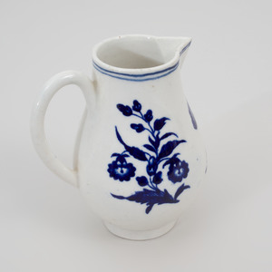 English Blue & White Porcelain Coffee Pot, A Worcester Cream Jug and an Chinese Export Octagonal Plate
