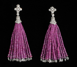 18K WHITE GOLD, DIAMOND AND PINK SAPPHIRE BEAD NECKLACE AND MATCHING EARRINGS