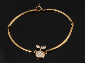18K GOLD AND DIAMOND APPLE BRACELET