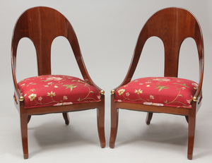 Pair of Regency Style Mahogany and Parcel-Gilt Klismos Chairs, 20th Century