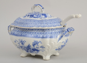 STAFFORDSHIRE BLUE TRANSFER-PRINTED TUREEN AND COVER AND AN ASSOCIATED LADLE