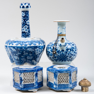 Group of Chinese Export Blue and White Porcelain Articles