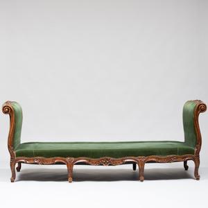Louis XV Style Carved Beechwood Day Bed