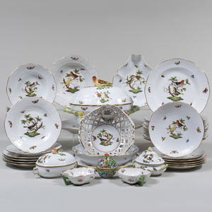Herend Porcelain Part Service in the 'Rothschild Bird' Pattern