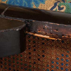 Chinese Export Black Lacquer and Parcel-Gilt Settee