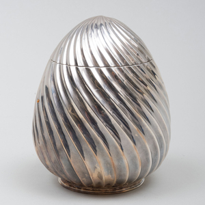Buccellati Silver Egg Form Box