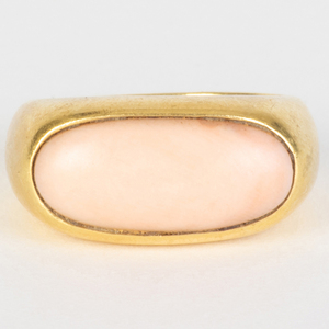 18k Gold and Coral Ring