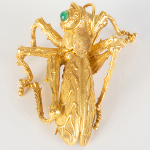 Kurt Wayne 18k Gold and Green Chalcedony Grasshopper Brooch