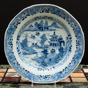 Set of Six Chinese Export Blue and White Porcelain Plates